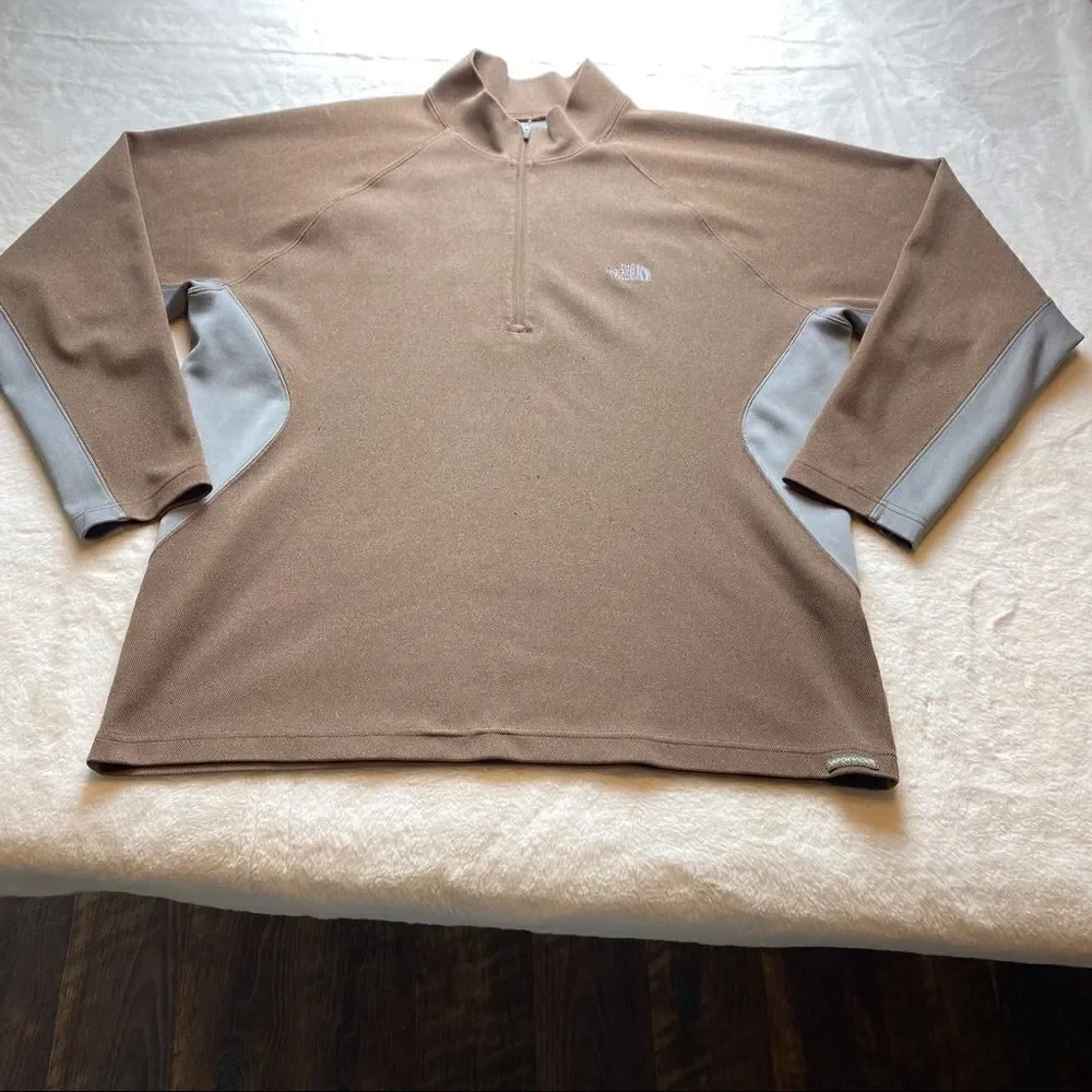 The North Face 1/4 Zip Long Sleeve Shirt Brown Gray